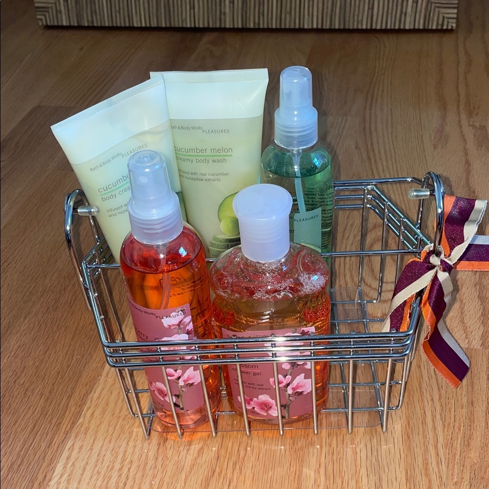 90S BATH&BODY WORKS! - Picture 4 of 4